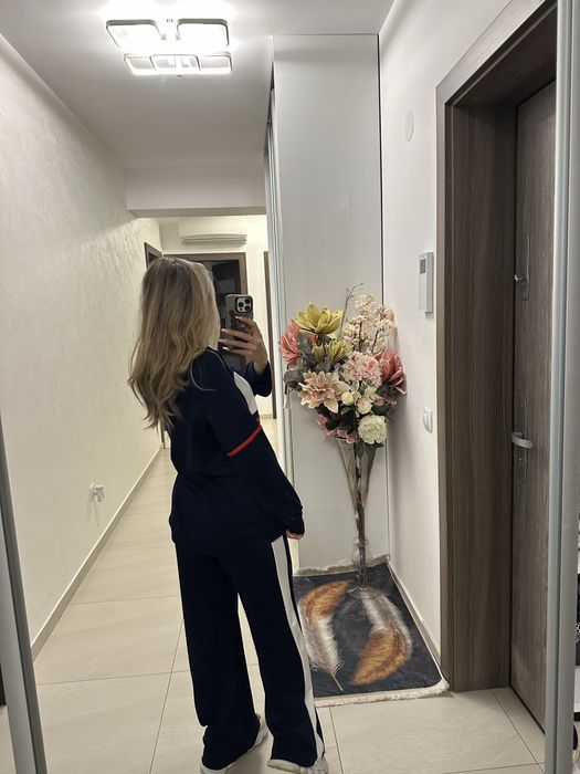 Trening damă nou cu etichetă – model modern, mărime S/M