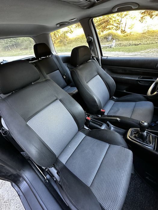 VW Golf 4 – 1.6 benzină