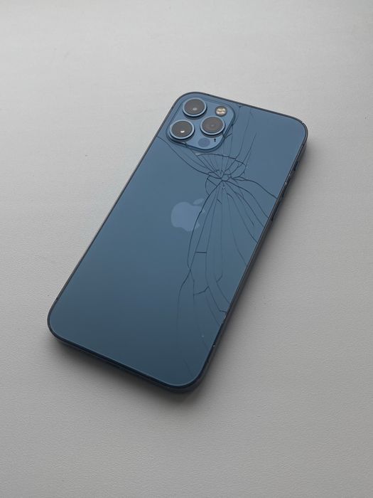 Продам IPhone 12 pro 75% 256gb