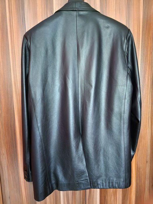 Мъжко кожено сако.