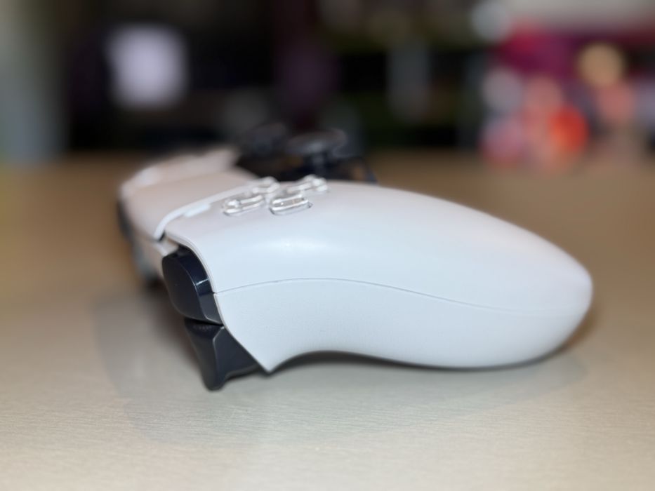 Sony DualSense Controller
