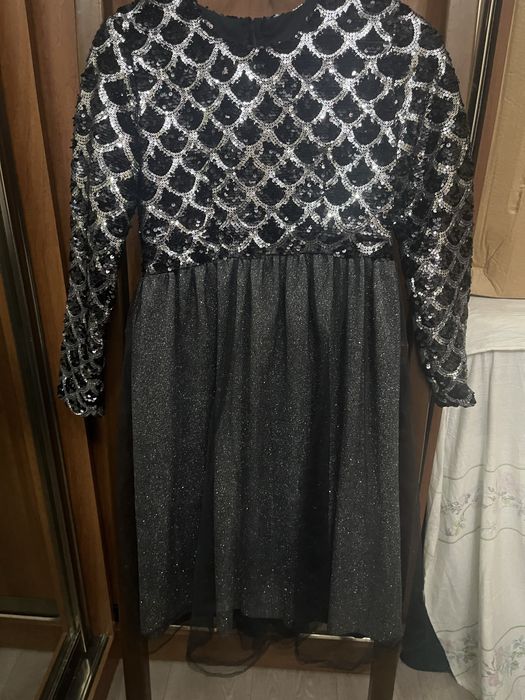 Нарядное платье для девочки