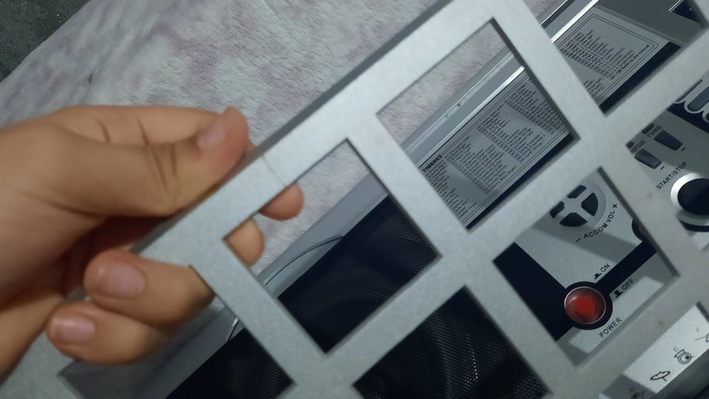 Синтезатор продам или обмен на Айфон 11