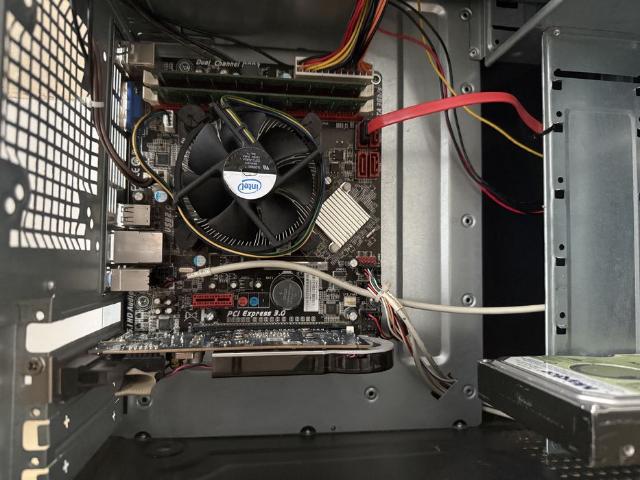 PC i3 3220, 4GB RAM, GT530, Windows 10