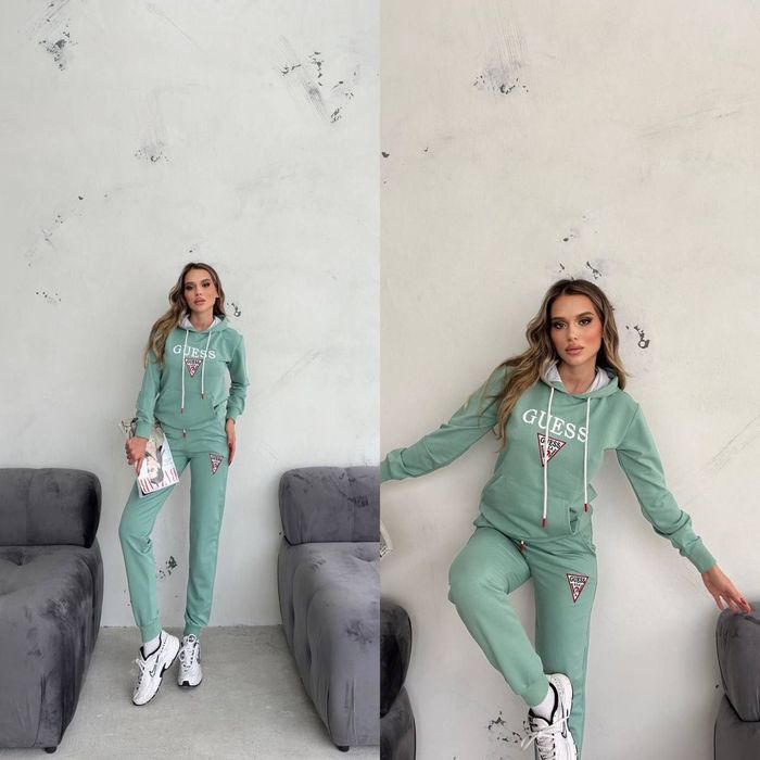 Trening damă din bumbac , guess 


Crem l Xl Xl Xl 

Roș