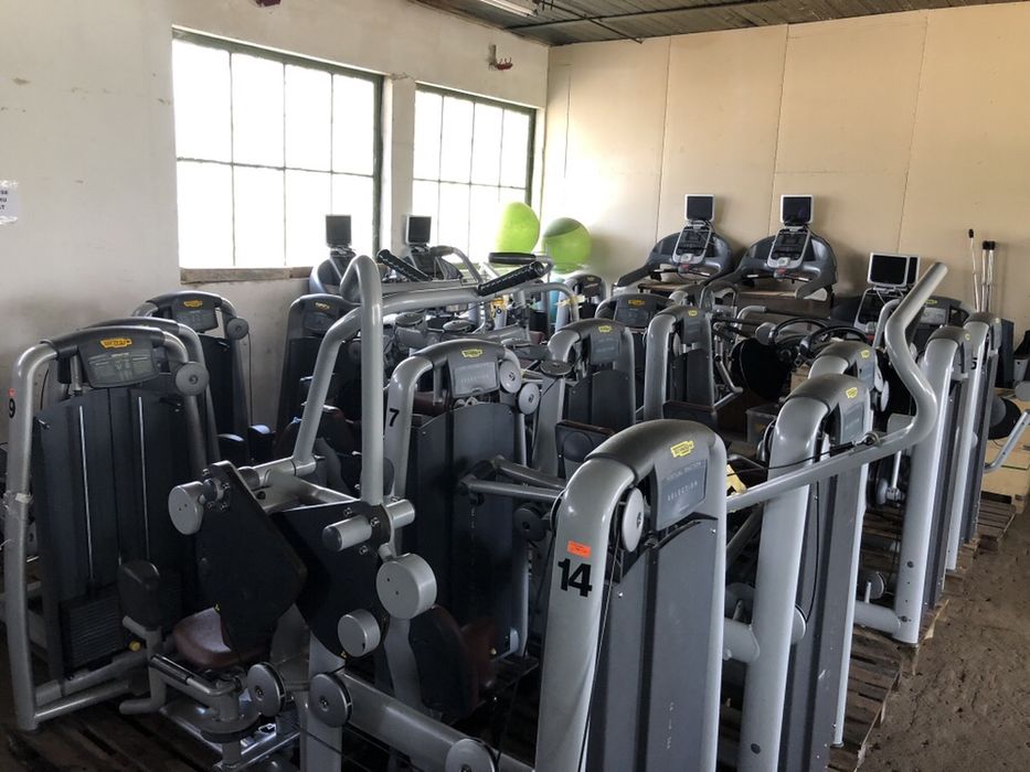 Depozit aparate fitness technogym