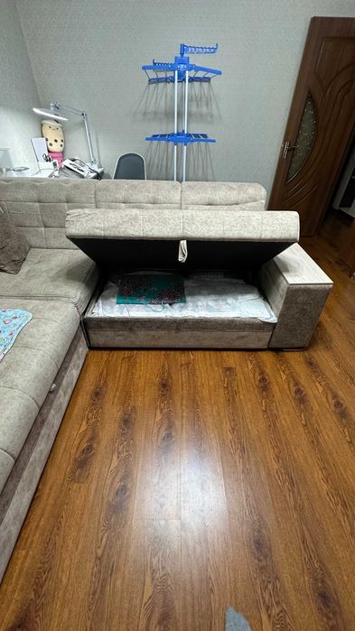 Диван угловой раскладной Б/У