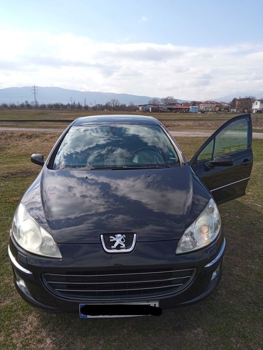 Повредено Пежо 407