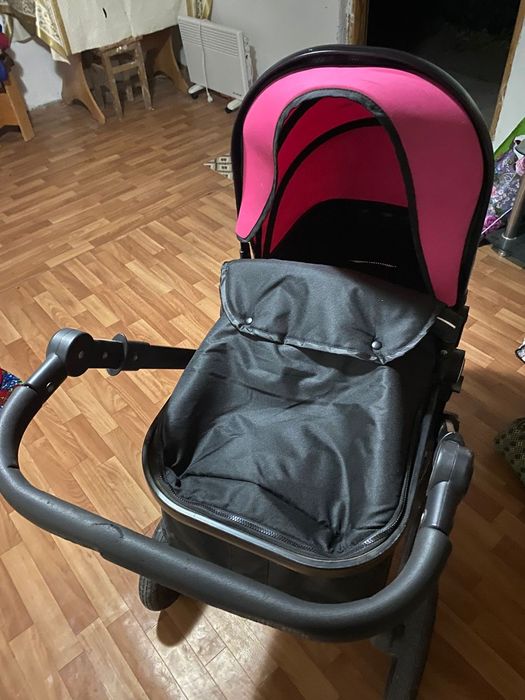 Детский коляска в хорошом состоянии