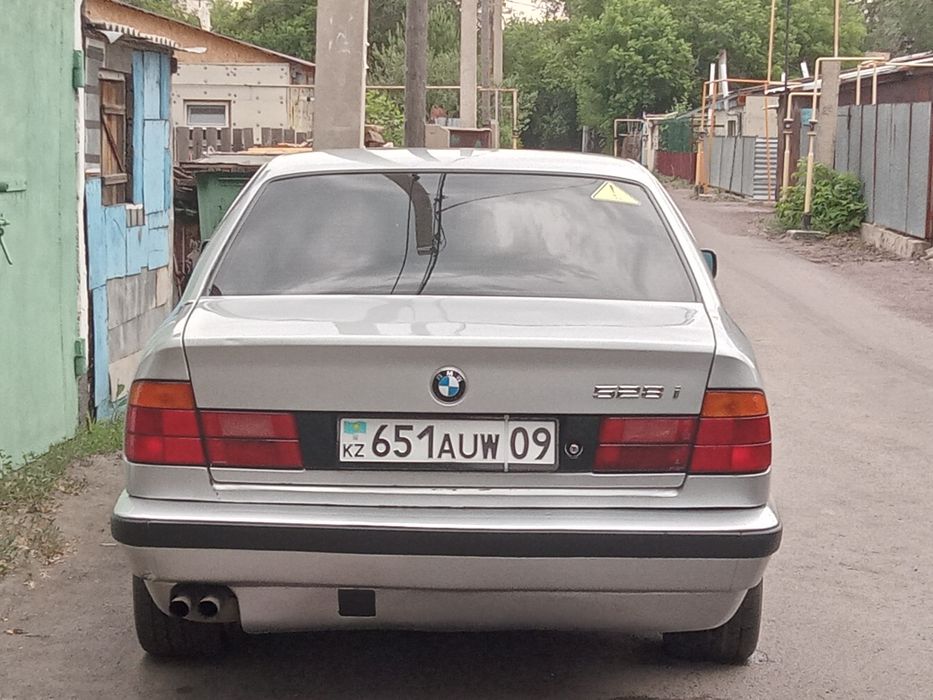 Бмв520 2.8 строкер в хорошем состоянии.