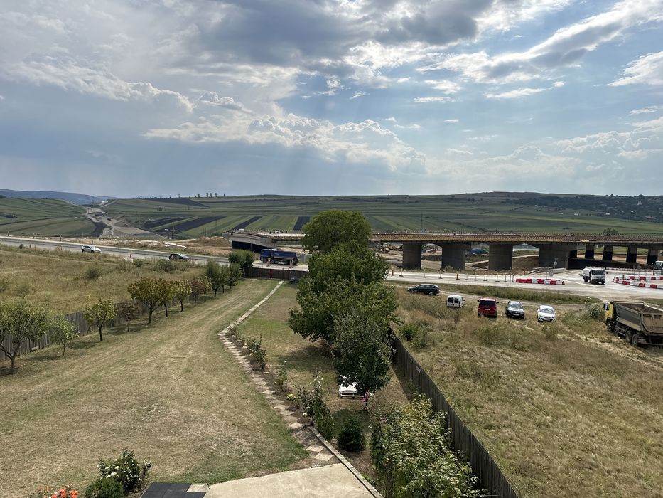 Casa si gradina 5600 mp Tureni