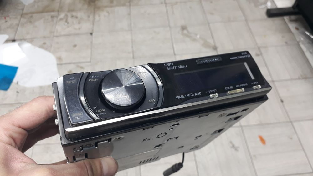 PIONEER 6050 BLUTUS bunaqasi bitta AUX SD spar matiz nexia lasetti