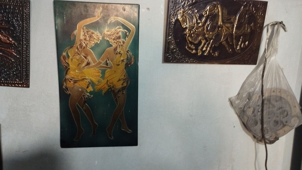 Чеканки ретро . Продам