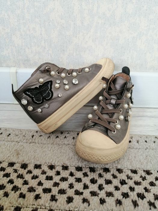 Балалар аяқ киімдері