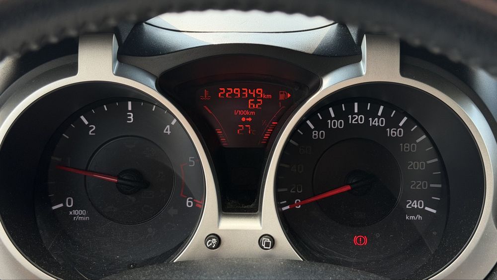 Nissan Juke, camera, piele, climatronic