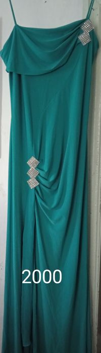 Продам харошые платье