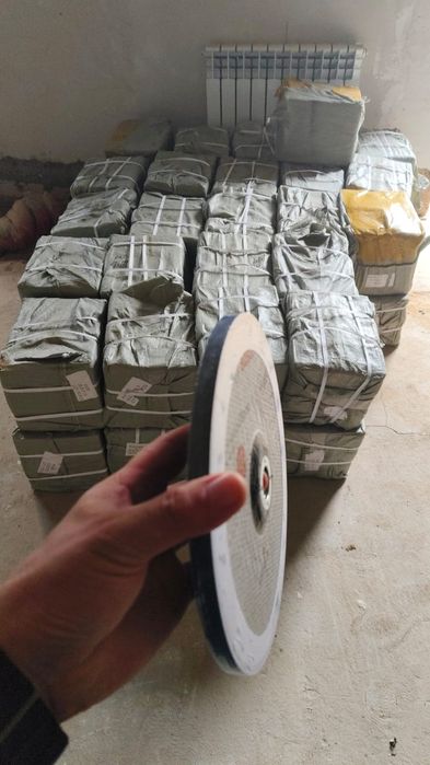Продам отрезные диски на болгарку