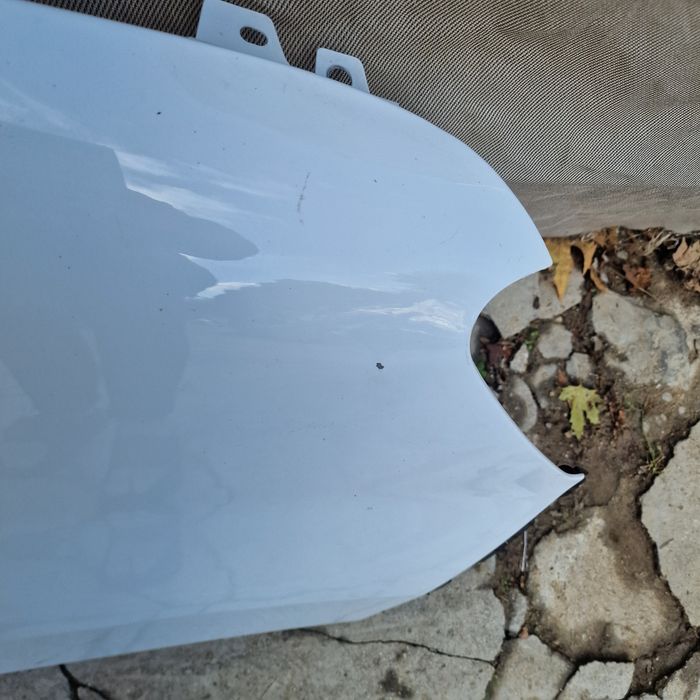 Renault Master 19-24 десен калник