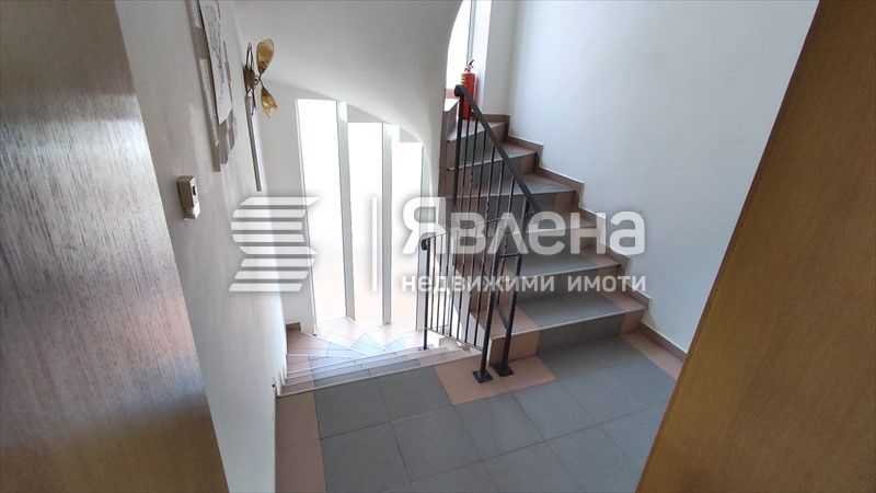 Продава се Двустаен апартамент в Созопол - 68 кв.м за 1353 €/кв.м - Снимка #8