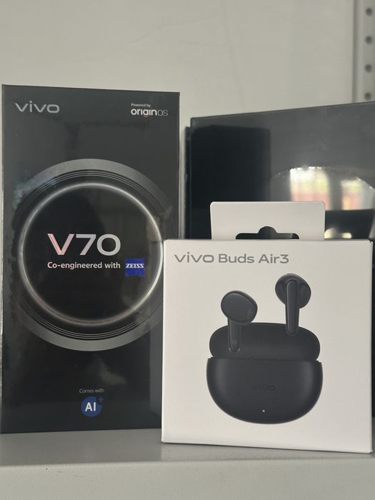 Vivo V70 12/256ГБ