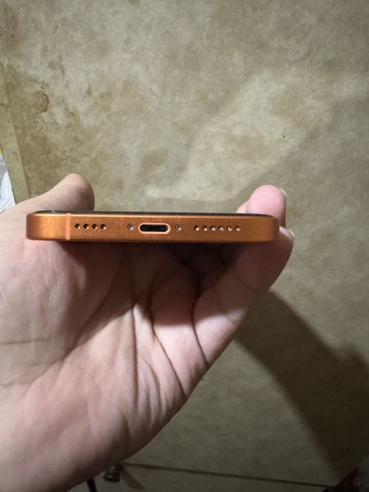 Iphone XR 17 pro korpustliy