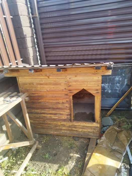 Продам будку для собаки