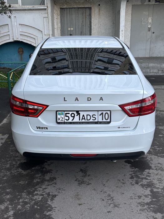 Продам весту в родном окрасе