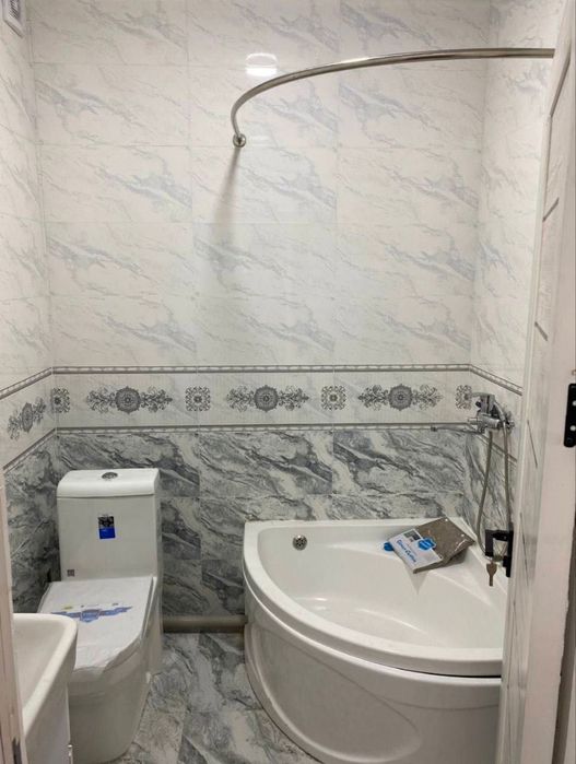 Chirchiq city novostroykada 1 xonali kv ijaraga beriladi