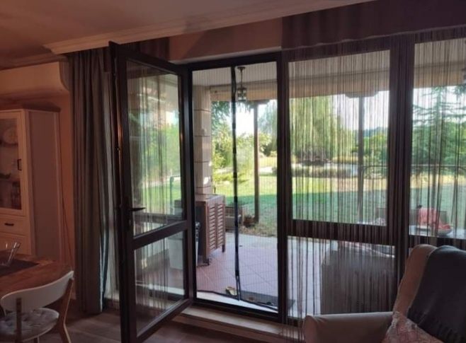 Тристаен апартамент до морето от собствик