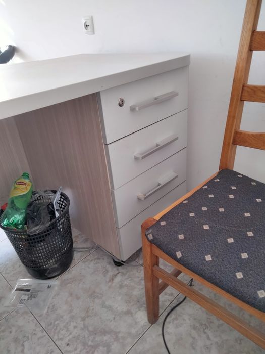 СТОЛ ОФИСНЫЙ письменный большой с тумбочкой с полками треугольный