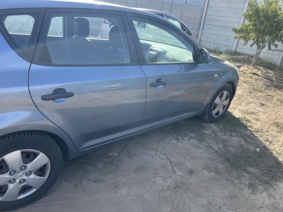 Vand far stanga si dreapta Kia Ceed 2006-2010