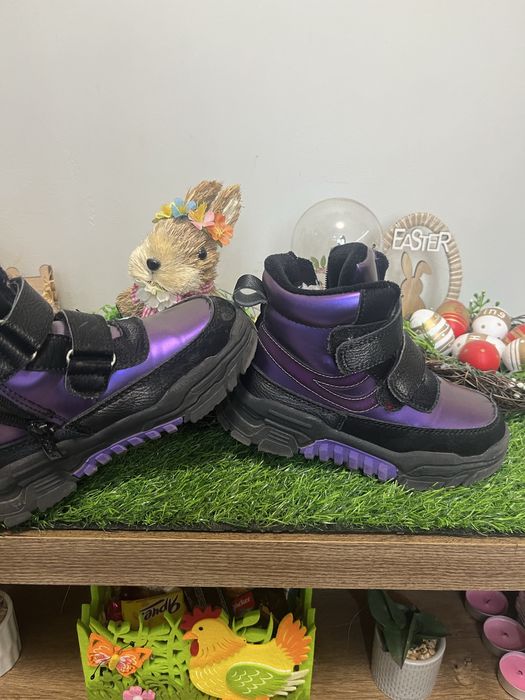 Детски ботуши и кецове