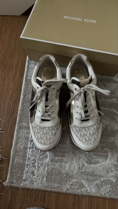 Кроссовки MK оригинал