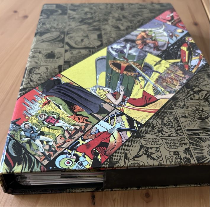 Pachet romane grafice Out Of Print: The Black Lamb complet + Taarna Heavy Metal + slipcase bonus
