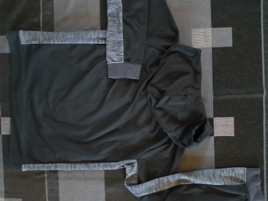 Nike - детско горнище 158см