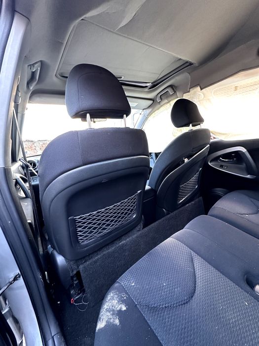 Toyota RAV-4 2.0i на части