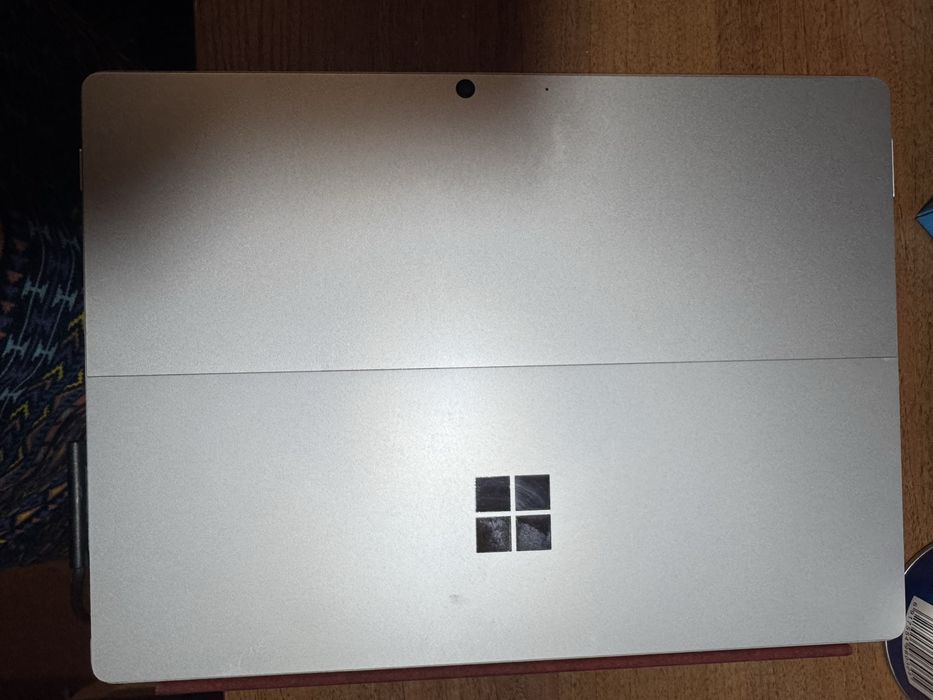 Продам планшет Microsoft Surface Pro 8 i7/16GB/1TB