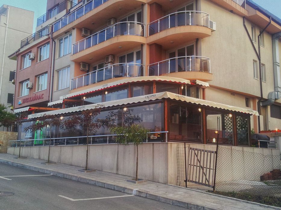 Продава се Заведение в Ахтопол - 500 кв.м за 630 €/кв.м - Снимка #2