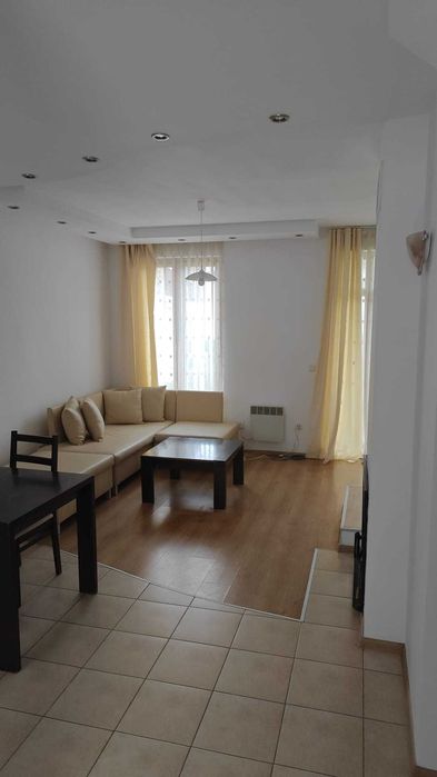 Двуетажна вила в комплекс „Калина“, Долна Баня / реф № 1000-406