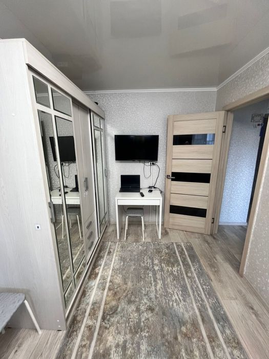 Трехкомнатная улучшенная с ремонтом