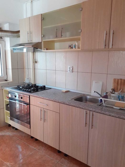 Închiriez apartament 2 camere Tineretului