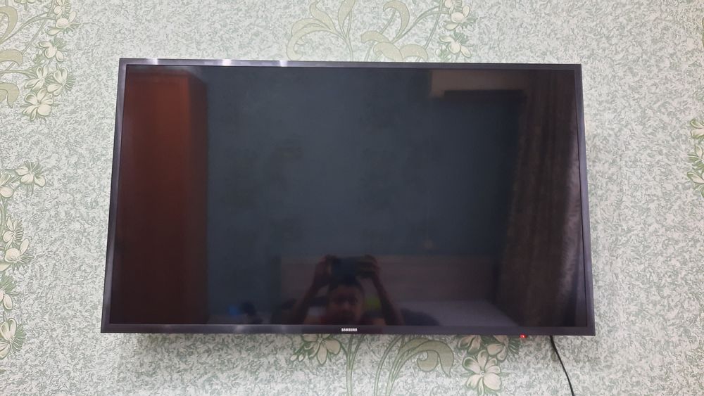 Продам телевизор смарт