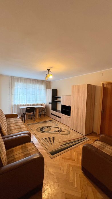 DE ÎNCHIRIAT: Apartament Mobilat 3 Camere, Universitate, Copou