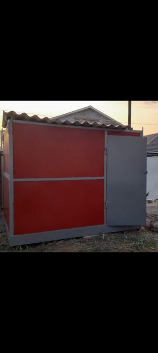 Продаетмя крепкий как сеиф помешение типа киоскаа киоска