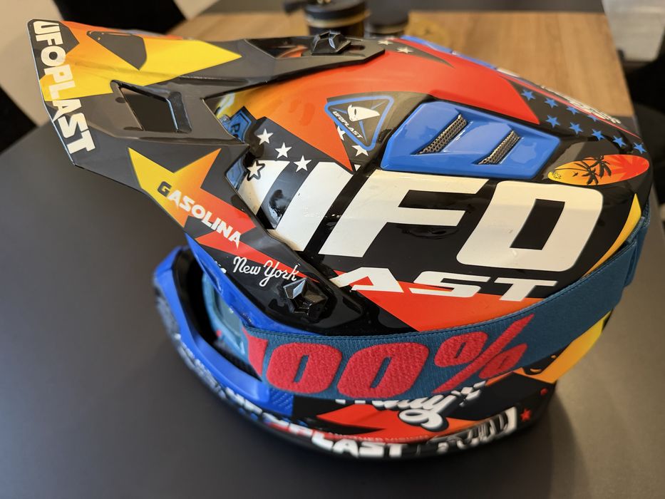 Casca Motocross Ufo , model 2025, stare impecabila