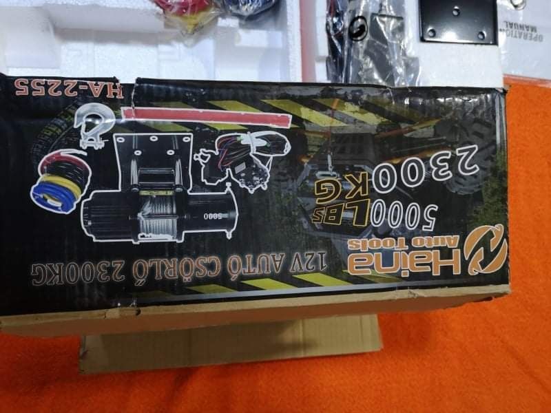 Troliu electric 12 V 2300 Kg 15 Metri cablu, Pentru Trailere ETC.