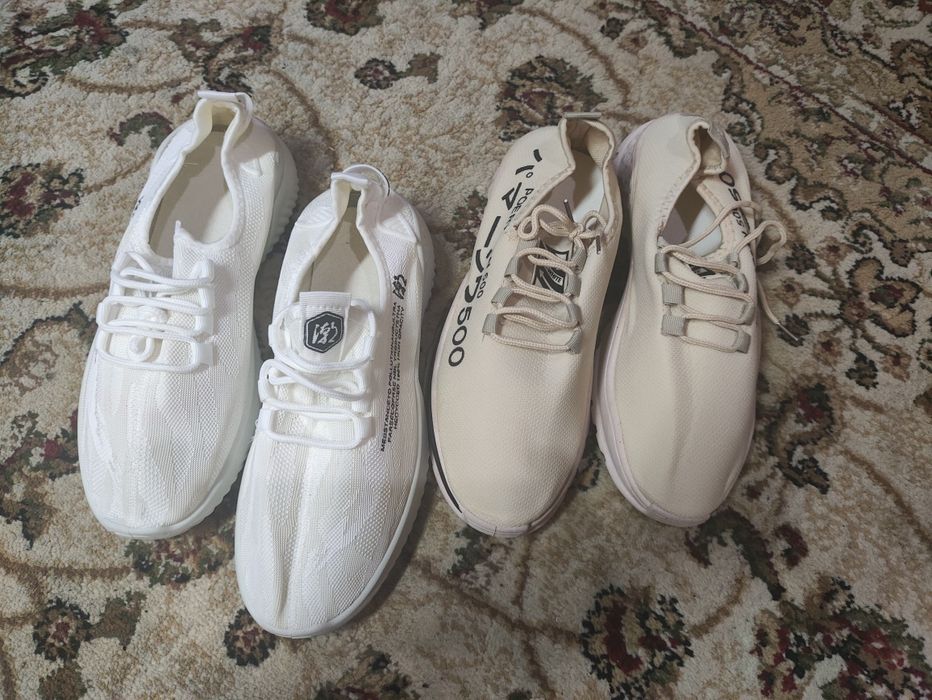 Кроссовки               .