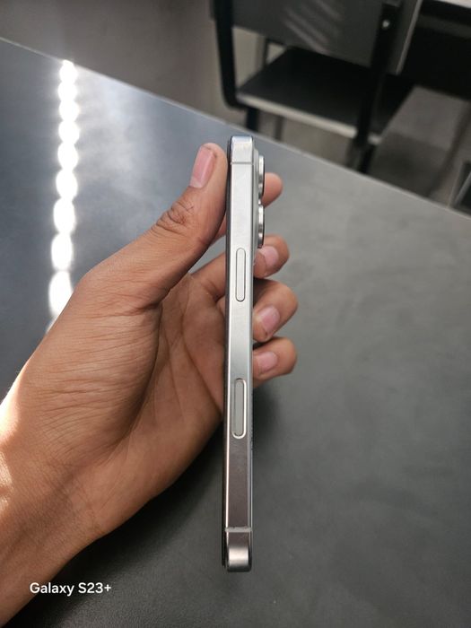 Iphone 16 pro 128 white