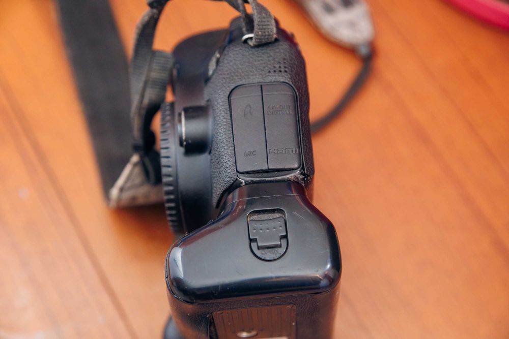 Фотоаппарат Canon 6d