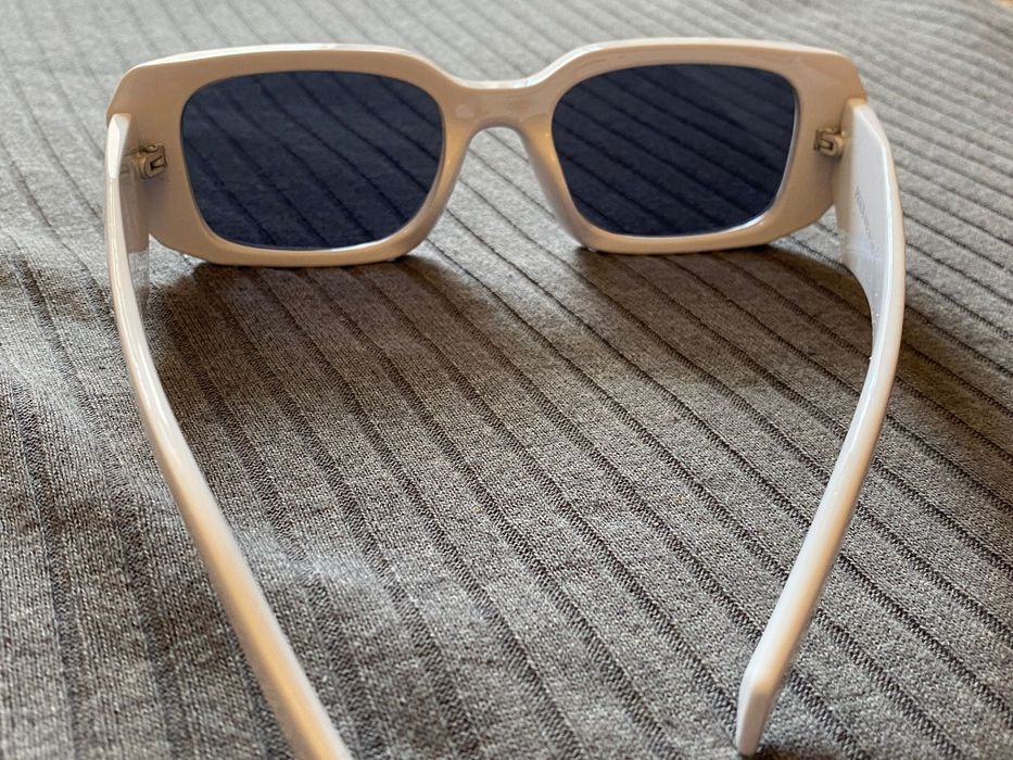 Ochelari de soare Prada